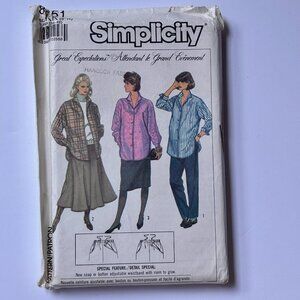 Simplicity Pattern  8251 Great Expectations top and skirt options